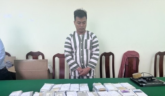 Ngô Thạch Hảo cùng tang vật