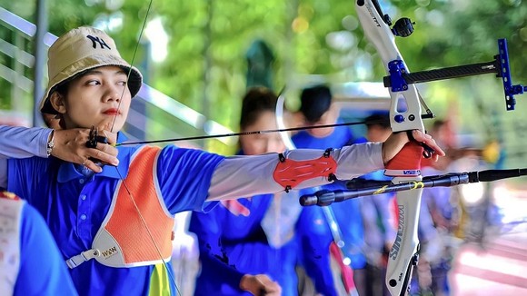 Thanh Nhi đã tích lũy nhiều kinh nghiệm và sẵn sàng chinh phục các giải bắn cung quốc tế cùng đội tuyển quốc gia. Ảnh: T.NHI