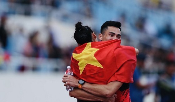 Hai anh em Quách Công Lịch, Quách Thị Lan dự kiến sẽ dự giải vô địch tiếp sức quốc gia 2022 tại Hà Nội. Ảnh: DŨNG PHƯƠNG