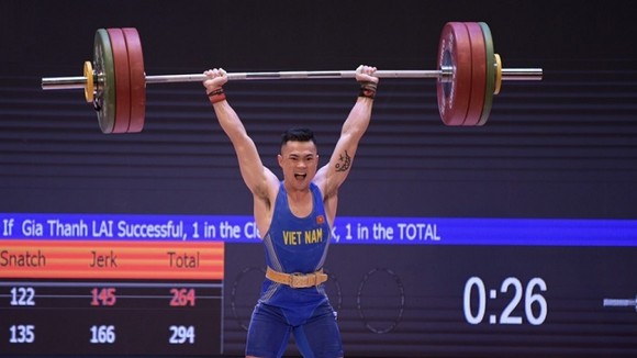 Lực sĩ Lại Gia Thành đặt quyết tâm cao tại giải vô địch châu Á 2022. Ảnh: DŨNG PHƯƠNG
