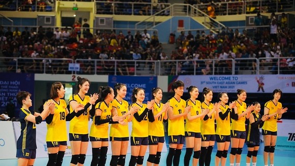 Việc tìm hiểu về chuyên gia Cuba mời sang Việt Nam huấn luyện các đội tuyển bóng chuyền quốc gia sẽ được xem xét cụ thể và thận trọng. Ảnh: DŨNG PHƯƠNG
