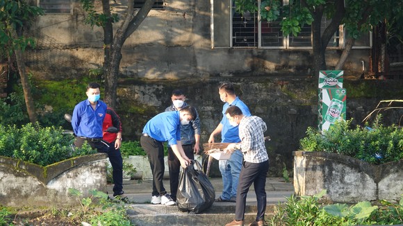 Hoạt động nhằm hướng đến cải thiện cảnh quan, môi trường tại sông Phú Lộc, góp phần lan rộng thông điệp bảo vệ nguồn nước tại TP Đà Nẵng