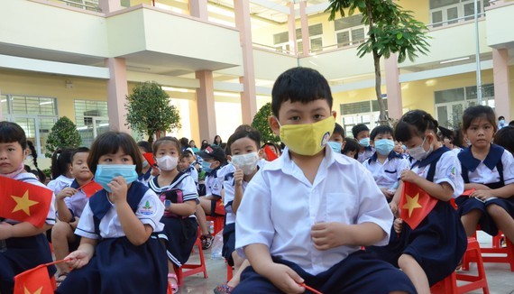 The HCMC Department of Education and Training announces a draft plan on tuition fees that are expected to be charged from the academic year 2022-2023 in the city.