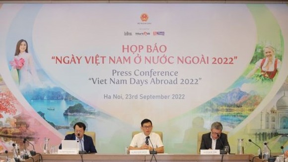 The press conference in Hanoi announcing Vietnam Days Abroad 2022. (Photo from the organizer)