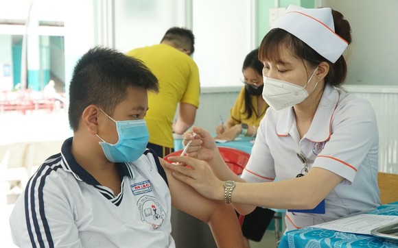 按時接種足夠疫苗有助保護兒童和維持社群免疫力。