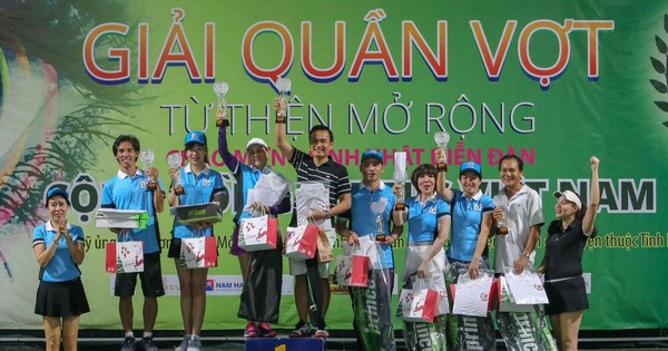 Diễn đàn Cộng đồng Tennis Việt Nam chung tay vì người nghèo