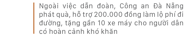 Nồng ấm nghĩa tình miền Trung hỗ trợ dòng người về quê ảnh 26