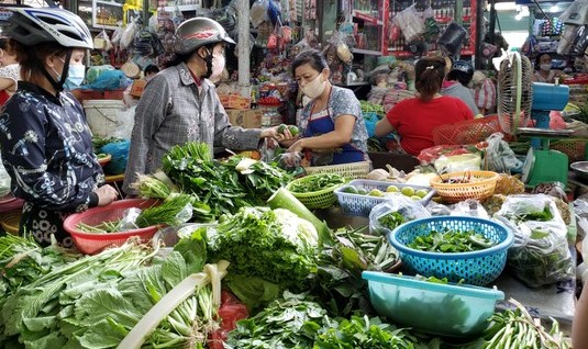 Tại sao chợ truyền thống không thể từng bước vận hành với sự giám sát của ban quản lý và địa phương? 