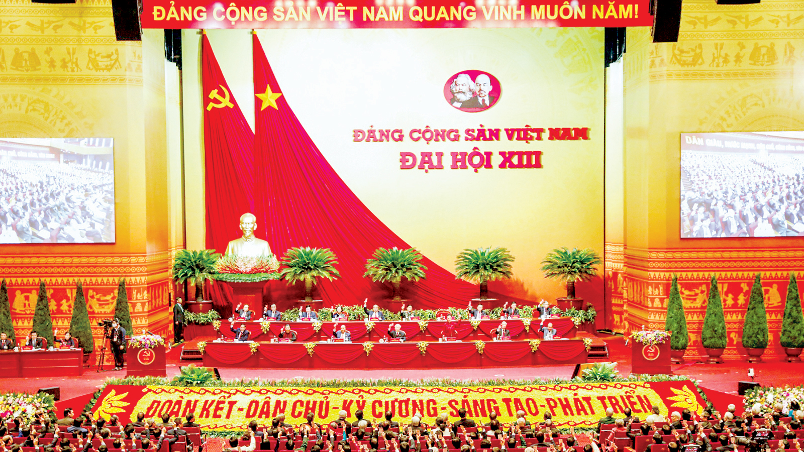 Đại hội lần thứ XIII của Đảng thành công tốt đẹp với những quyết sách đúng đắn, mạnh mẽ, hợp lòng dân, hợp thời đại. Ảnh: QUANG PHÚC