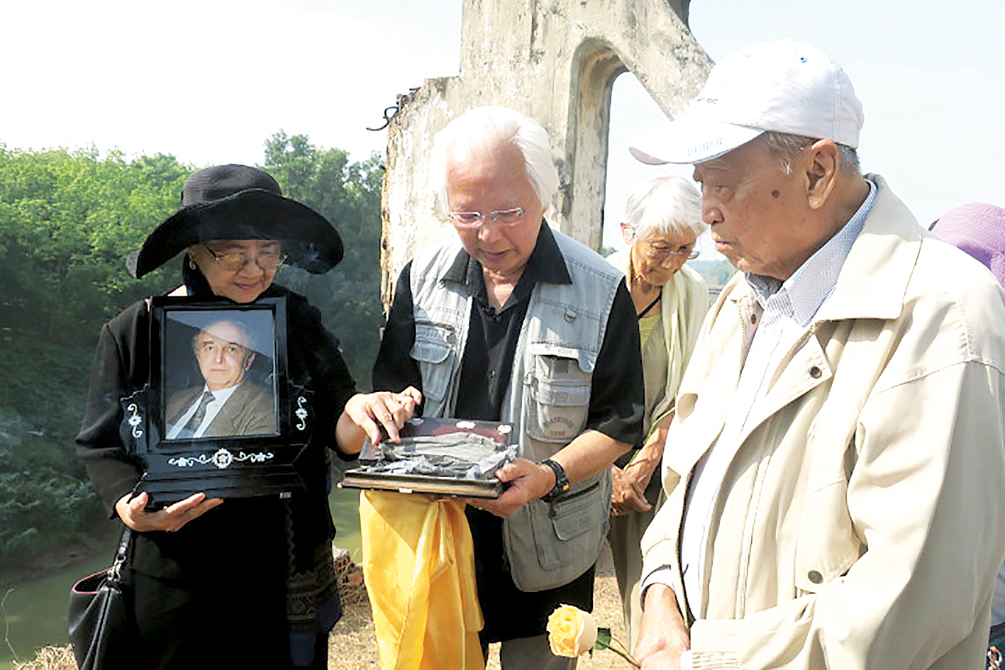 Cuộc trở về của Boudarel Cuộc thi phóng sự ký sự báo chí Người tốt