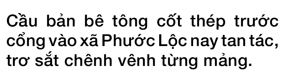 Phước Lộc tan hoang sau bão ảnh 11