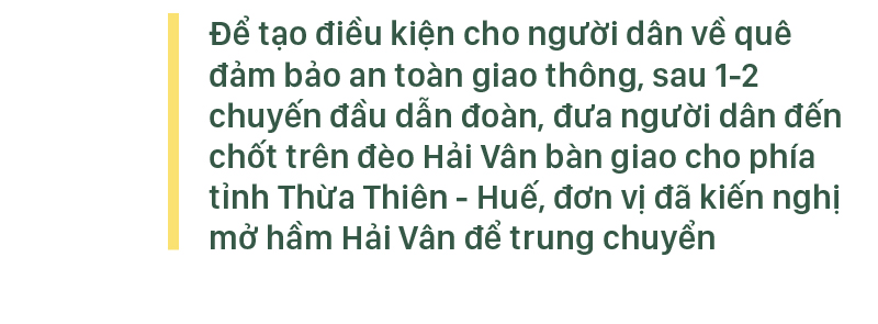 Lực lượng công an - Lá chắn vững vàng trên tuyến đầu chống dịch ảnh 31