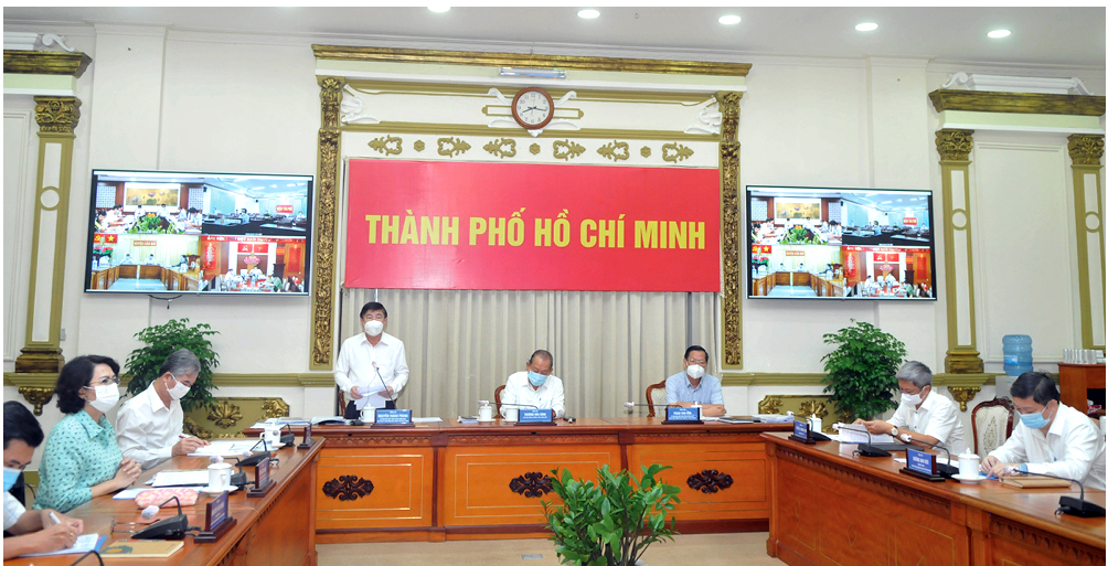 Chủ tịch UBND TPHCM Nguyễn Thành Phong: Người dân cứ an lòng ở TPHCM, tất cả trường hợp khó khăn sẽ được hỗ trợ ảnh 16