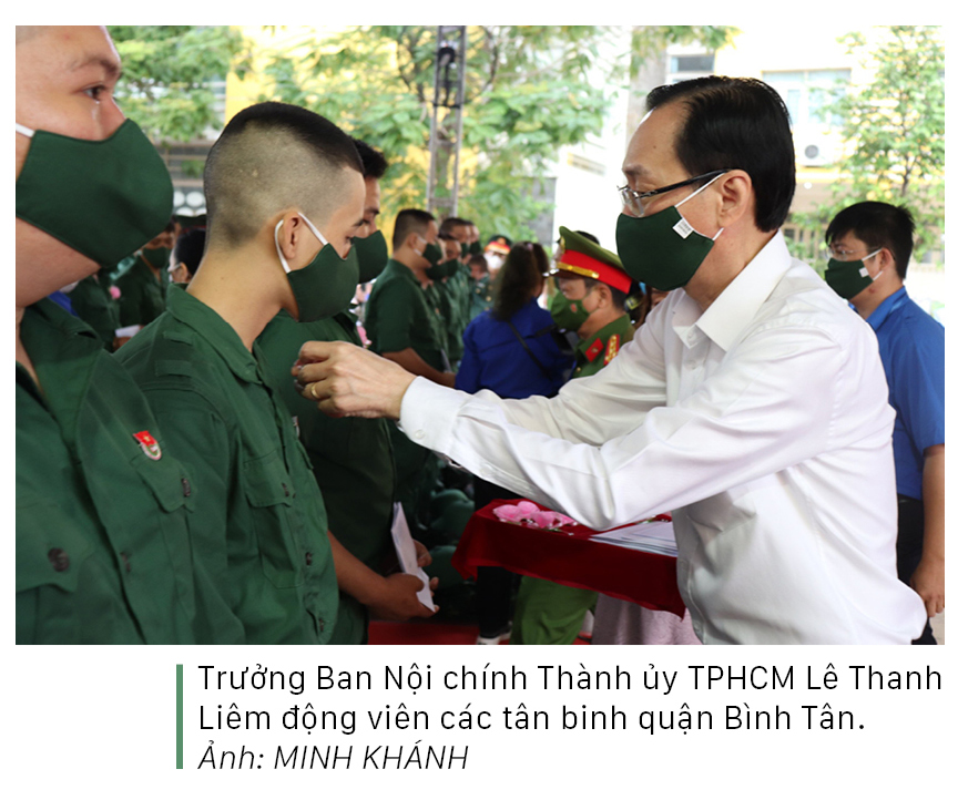 thanh niên cả nước nô nức lên đường tòng quân ảnh 24