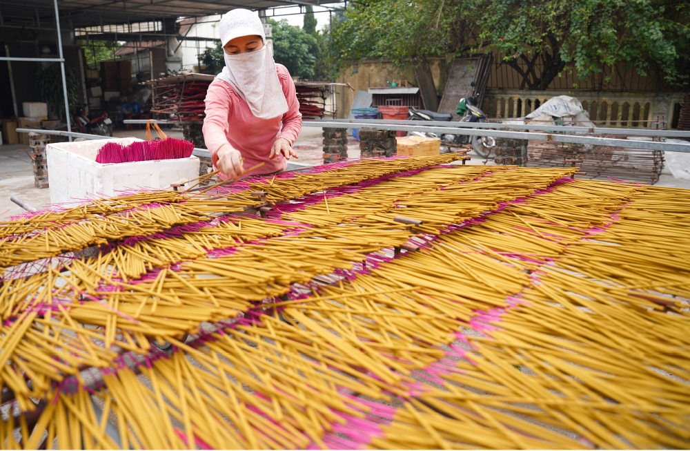 Thăm làng hương 200 năm tuổi thôn Cao ảnh 16
