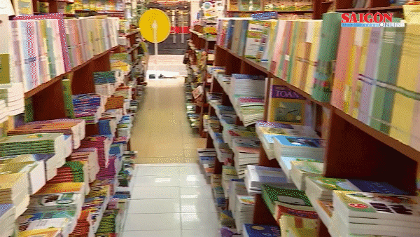 Thousands of billions of Vietnamese dong cost annually for not reusing textbooks