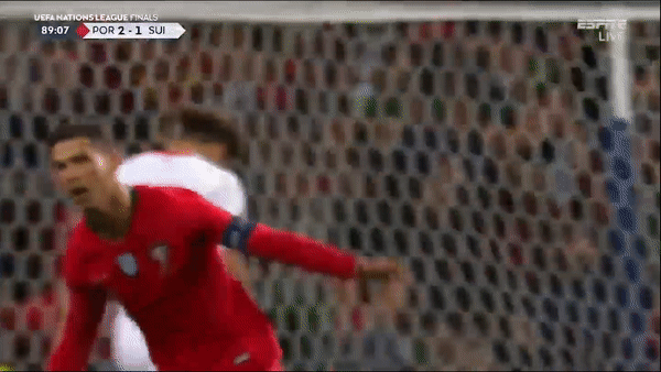 Bồ Đào Nha - Thụy Sĩ 3-1: Ronaldo xuất thần lập hattrick giành vé chung kết UEFA Nations League