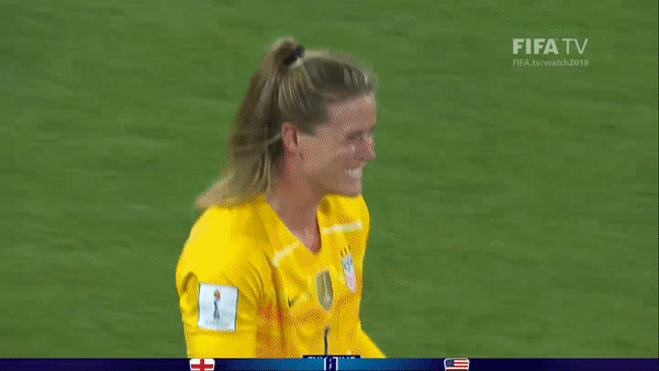 World Cup nữ, Anh - Mỹ 1-2: White hỏng pen, Naeher xuất thần cản phá, Press, Morgan vào chung kết