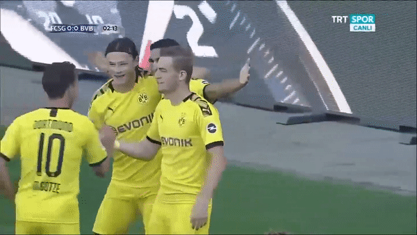 Giao hữu, St.Gallen - Borussia Dortmund 1-4: Hakimi, Larsen, Reus hạ con trai huyền thoại Klinsmann
