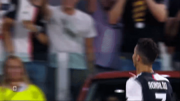 Juventus - Napoli 4-3: Danilo, Higuain, Ronaldo đua tài, Koulibaly phản lưới nhà