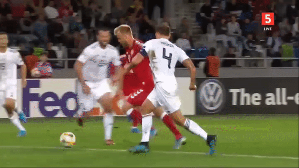 Georgia - Đan Mạch 0-0: HLV Age Hareide bị cầm chân, Đan Mạch tạm xếp nhì bảng D