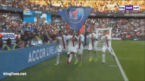 PSG - Strasbourg 1-0: Neymar lập siêu phẩm, HLV Tuchel 4 trận toàn thắng 