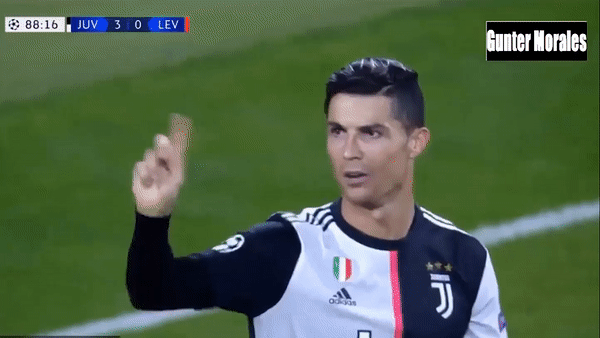 Juventus - Leverkusen 3-0: Higuain, Bernardeschi, Ronaldo ghi bàn, HLV Maurizio Sarri giành ngôi đầu