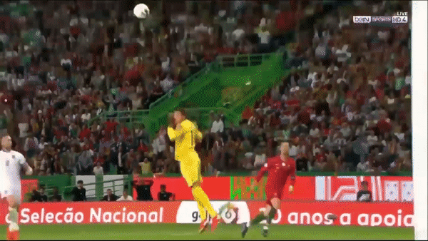 Bồ Đào Nha - Luxembourg 3-0: Silva, Guedes tỏa sáng, Ronaldo lốp bóng đẳng cấp giành 3 điểm