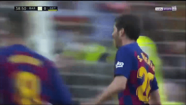 Barcelona - Getafe 2-1: Messi kiến tạo, Griezmann khai màn, Roberto nhân đôi cách biệt