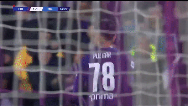 Fiorentina - AC Milan 1-1: Ibrahimovic tịt ngòi, Ante Rebic lập công, Erick Pulgar níu chân AC Milan