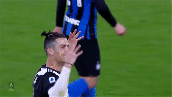 Juventus - Inter Milan 2-0: Ronaldo kém duyên, Aaron Ramsey, Paulo Dybala lập công
