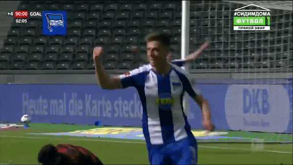 Hertha - Augsburg 2-0: Dilrosun khai màn, Krzysztof Piatek kịp tỏa sáng phút bù giờ thứ 3