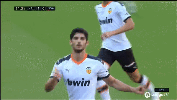 Valencia - Osasuna 2-0: Guedes, Rodrigo lập công, dễ dàng giành 3 điểm