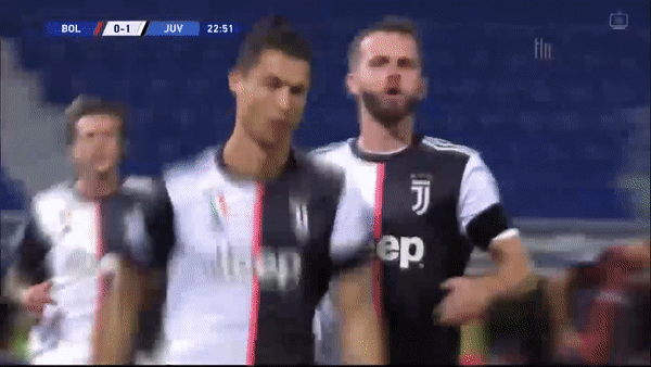 Bologna - Juventus 0-2: Ronaldo, Dybala tỏa sáng, Danilo thẻ đỏ phút bù giờ 