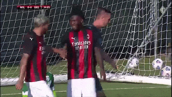 Giao hữu, Milan - Brescia 3-1: Franck Kessie, Lorenzo Colombo, Samu Castillejo làm hài lòng HLV Stefano Pioli