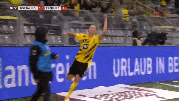 Dortmund - Freiburg 4-0: Erling Haaland tỏa sáng cú đúp, Emre Can, Passlack góp công chiến thắng đậm đà