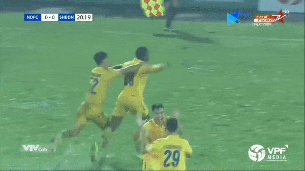 Nam Định - Đà Nẵng 1-0: Emmanuel ghi bàn thắng duy nhất giành 3 điểm quý giá