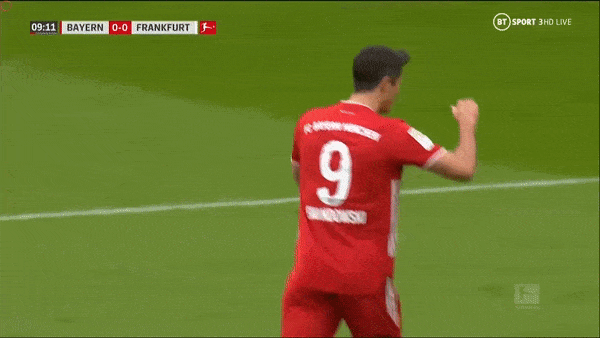 Bayern Munich - Frankfurt 5-0: Lewandowski thể hiện đẳng cấp lập hattrick, Sane, Musiala góp công trút mưa gôn
