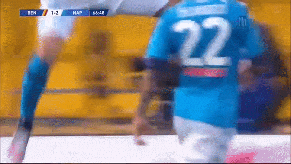 Benevento - Napoli 1-2: Insigne khai bàn, Insigne, Petagna ngược dòng trong 7 phút