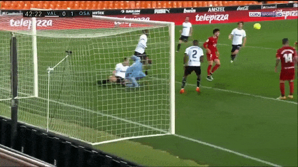 Valencia - Osasuna 1-1: Jonathan Calleri sút bồi đẹp mắt nhưng đồng đội Unai Garcia lại phản lưới nhà