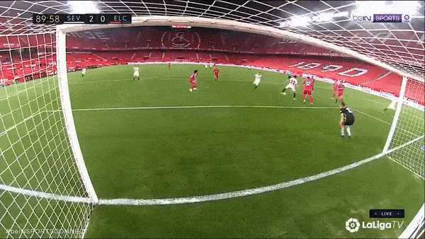 Sevilla - Elche 2-0: En-Nesyri mở bàn, Franco Vazquez nhẹ nhàng giành 3 điểm