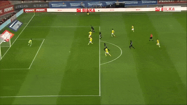 Romania - Đức 0-1: Kai Havertz kiến tạo, Serge Gnabry đệm bóng cận thành ghi bàn duy nhất dẫn đầu bảng J