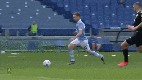 Lazio - Spezia 2-1: Manuel Lazzari khai bàn, Daniele Verde gỡ hòa, Felipe Caicedo chốt chiến thắng, Lazzari, Correa nhận thẻ đỏ phút cuối