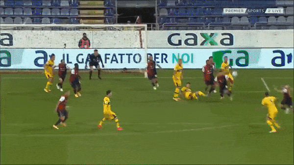 Cagliari - Parma 4-3: Pezzella, Kucka, Dennis Man lập công, Pavoletti, Marin, Pereiro, Alberto Cerri ngược dòng kịch tính