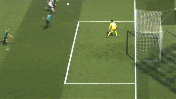 Sassuolo - Atalanta 1-1: Robin Gosens đệm lòng chớp nhoáng, Berardi gỡ hòa trên chấm penalty, Gollini, Santos nhận thẻ đỏ