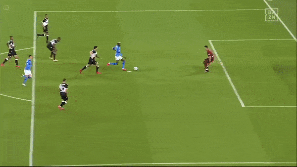 Napoli - Udinese 5-1: Zielinski, Fabian, Lozano, Di Lorenzo, Lorenzo Insigne lần lượt tỏa sáng, Okaka Chuka chỉ ghi bàn duy nhất