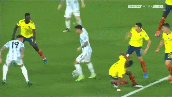 Colombia - Argentina 2-2: Messi mờ nhạt, Romero, Paredes lóe sáng, Muriel, Borja ngược dòng chia điểm ấn tượng