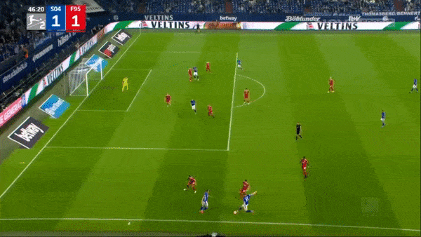 Schalke 04 vs Fortuna 3-1: Shinta Appelkamp sớm mở bàn nhưng Marius Bulter gỡ hòa, Simon Terodde xuất sắc cú đúp 