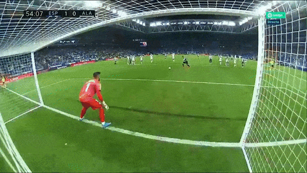 Espanyol vs Alaves 1-0: Raul de Tomas ghi bàn duy nhất trên chấm penalty giành gọn 3 điểm