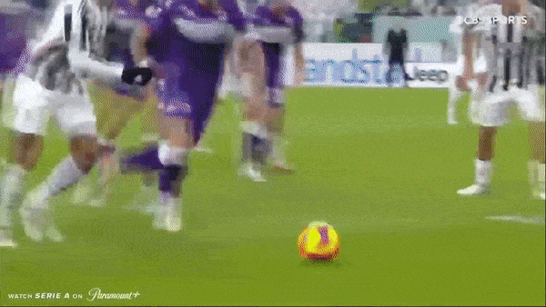 Juventus vs Fiorentina 1-0: Manuel Locatelli kiến tạo, Cuadrado kịp ghi bàn duy nhất phút bù giờ, Nikola Milenkovic nhận thẻ đỏ
